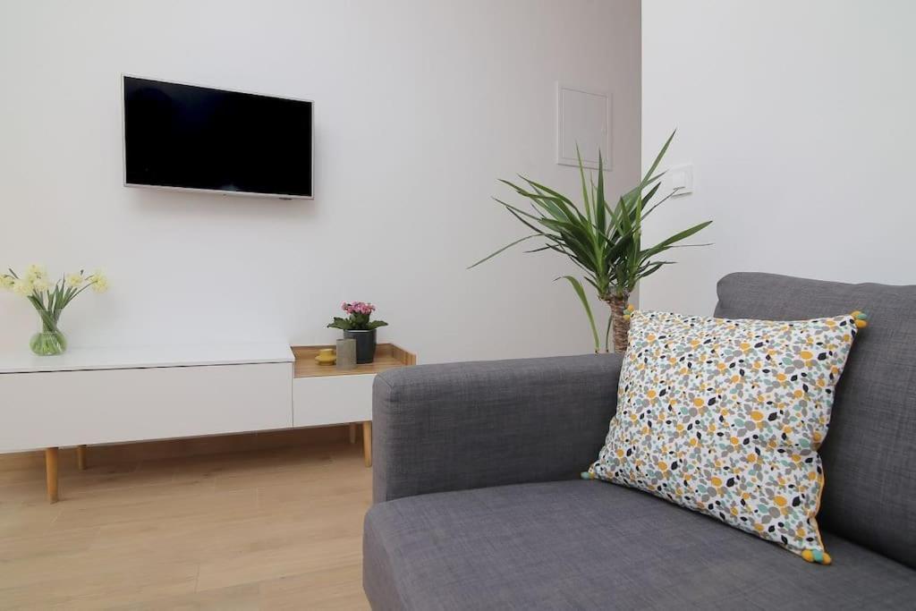 Studio Apartman Karlita Slano Εξωτερικό φωτογραφία
